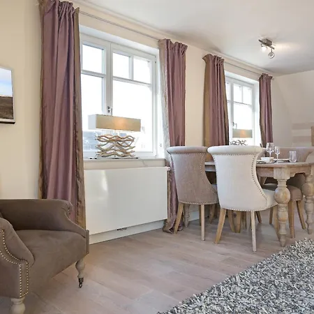 Maisonette No 8